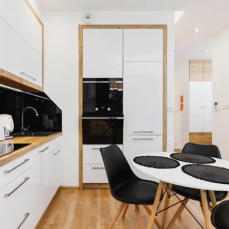 Apartments Old Town Rakowicka by Renters-3
